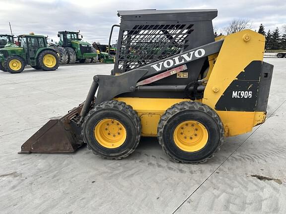 Image of Volvo MC90B equipment image 4
