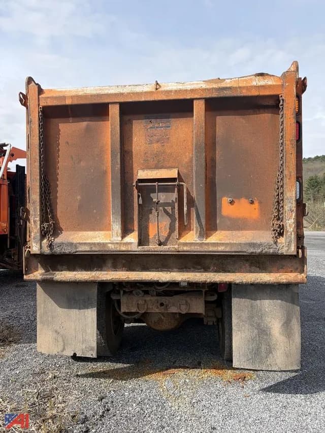 Image of Volvo VND equipment image 2