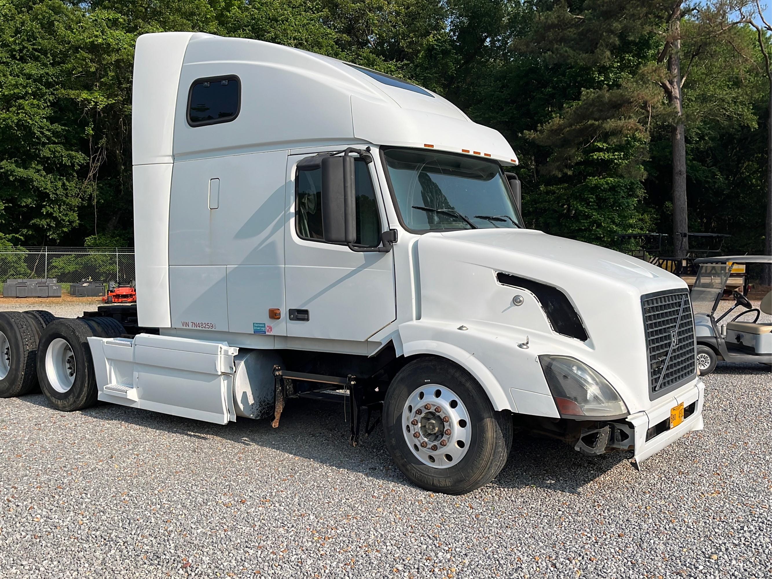 Main image Volvo VNL