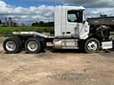 2007 Volvo VNL Image