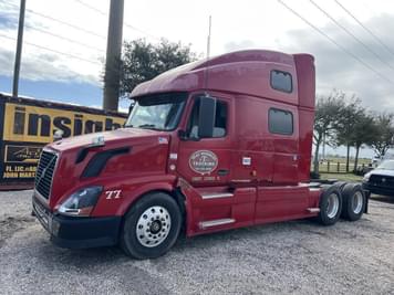 Main image Volvo VNL64T