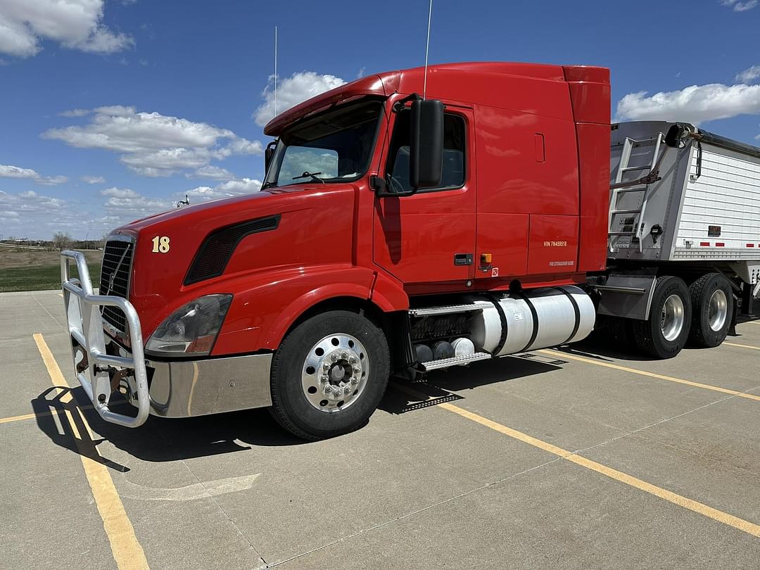 Image of Volvo VNL64T630 Primary image