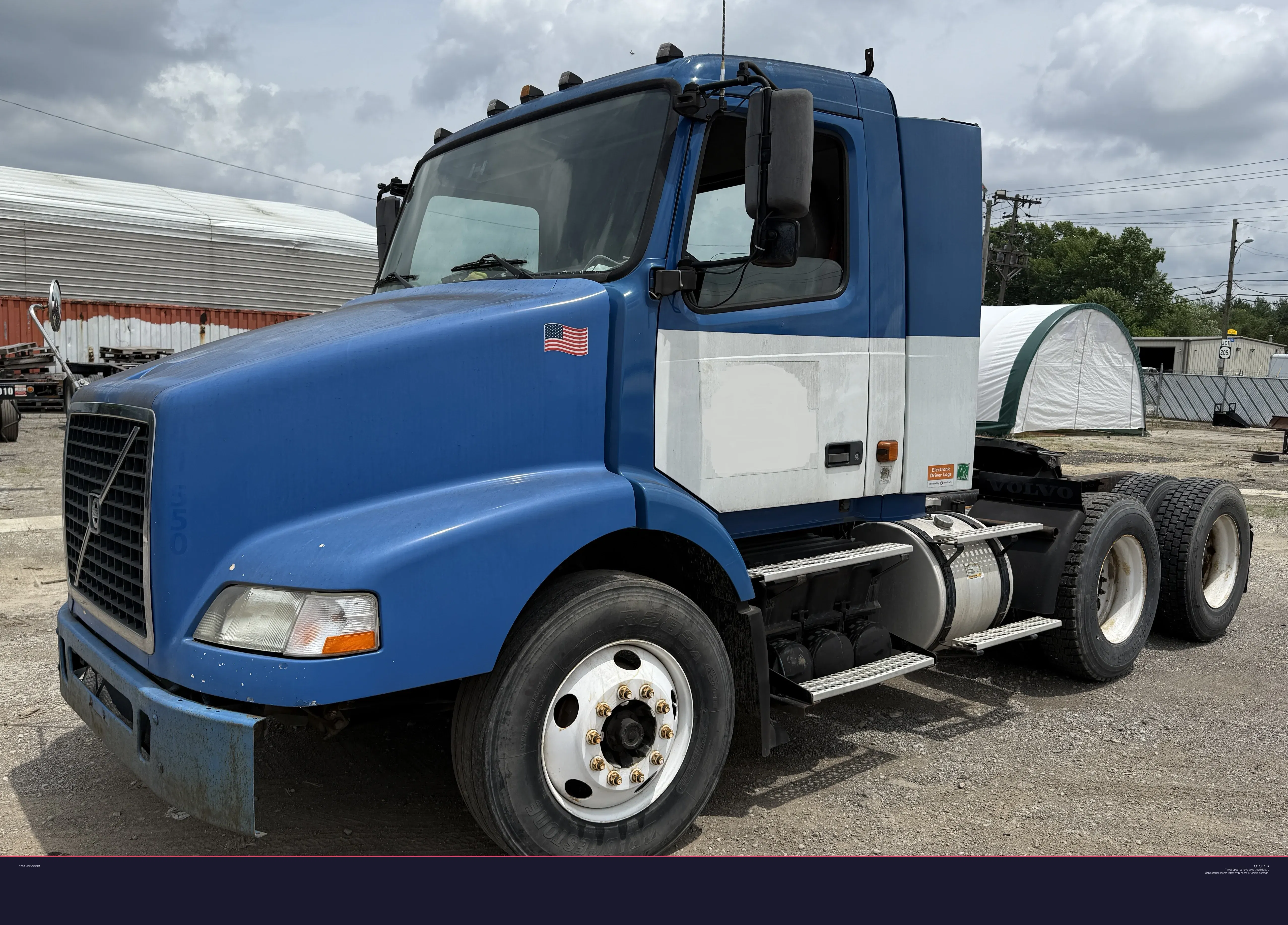 2007 Volvo VNM Equipment Image0