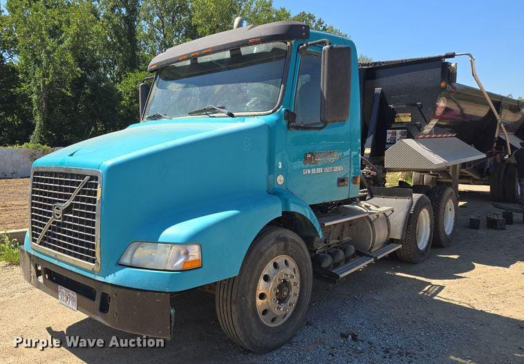 Main image Volvo VNM