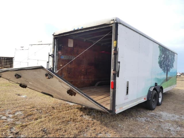 Image of Wells Cargo EW2424 equipment image 2