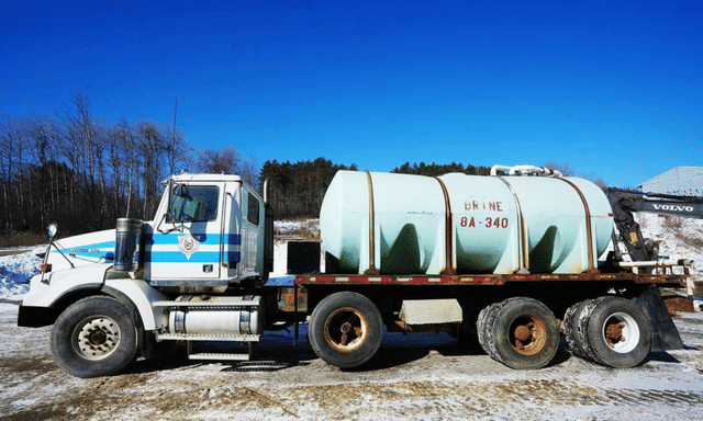 Image of Western Star 4900 equipment image 1