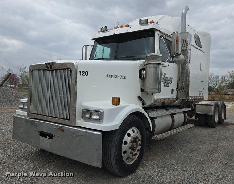 Main image Western Star 4900