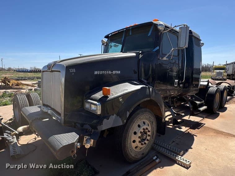 Image of Western Star 4900 Primary image