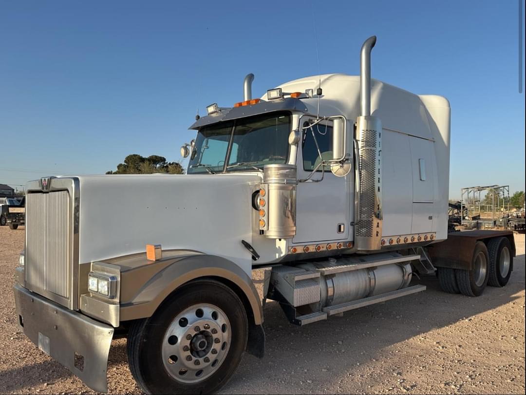 Image of Western Star 4900EX Image 0