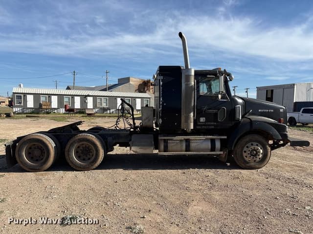 Image of Western Star 4900EX equipment image 3