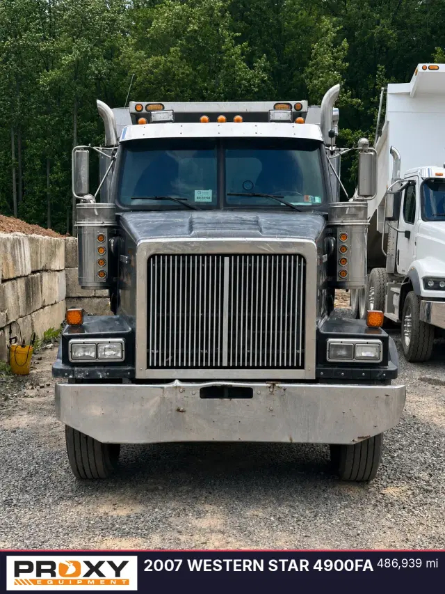 Image of Western Star 4900FA equipment image 1
