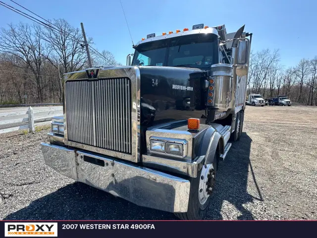 Image of Western Star 4900FA equipment image 3