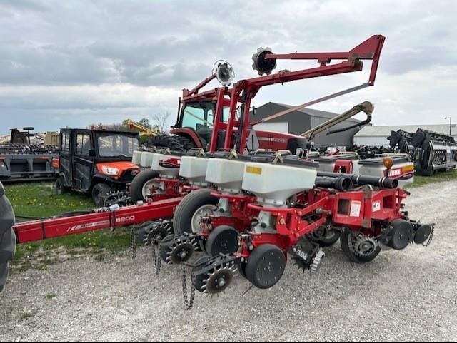 2007 White 8222 Equipment Image0