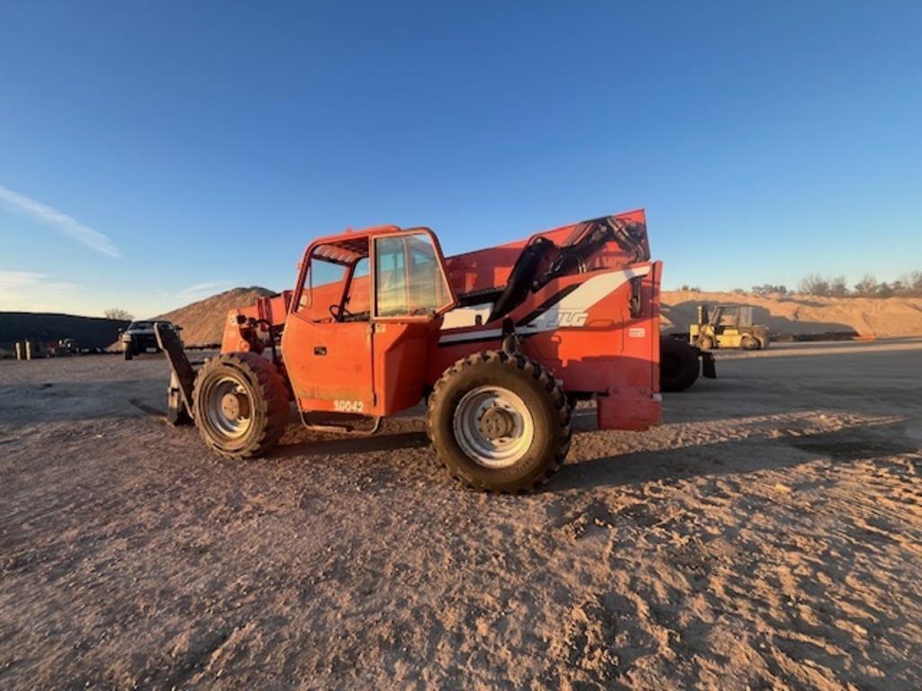 Image of Skytrak 10042 Primary image