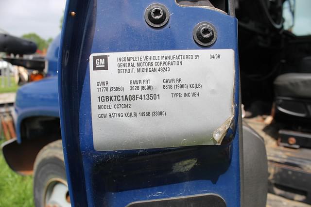 Image of Chevrolet C7500 equipment image 4