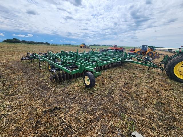 Image of John Deere 2310 equipment image 4