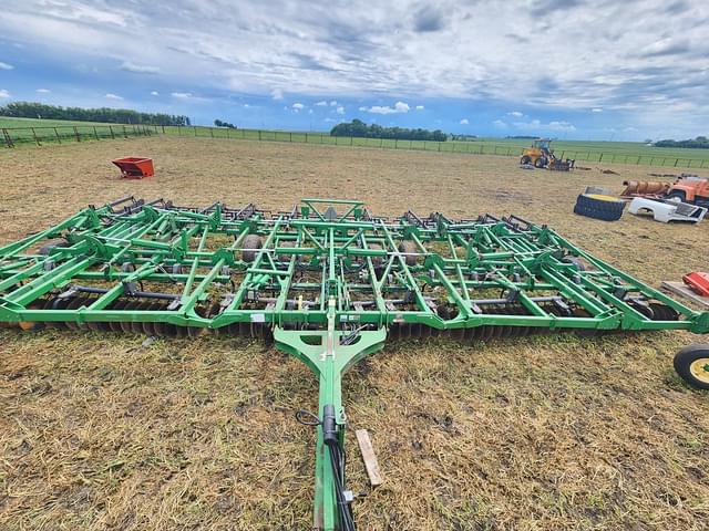 Image of John Deere 2310 equipment image 2