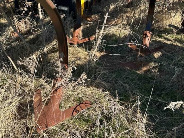 Image of John Deere 2210 equipment image 3