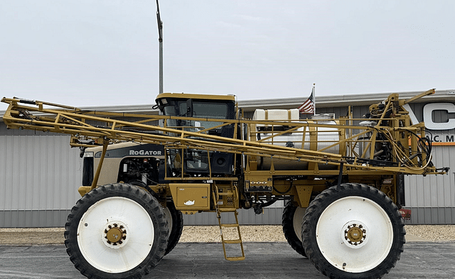 Image of Ag-Chem RoGator 874 equipment image 2