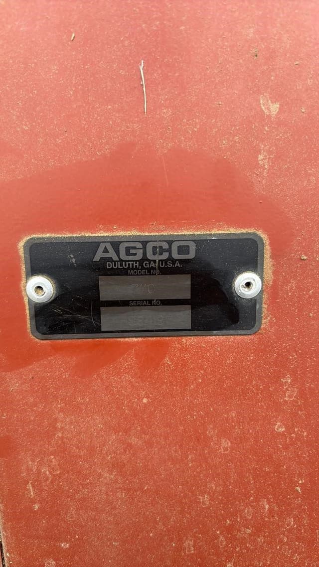 Image of AGCO 7110 equipment image 1