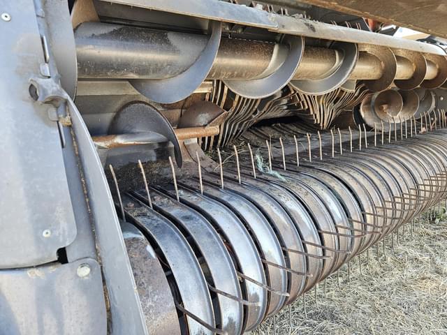 Image of AGCO 7434 equipment image 3