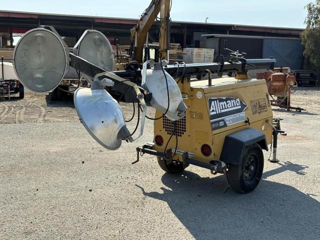 Image of Allmand Night Lite Pro NL8 equipment image 2