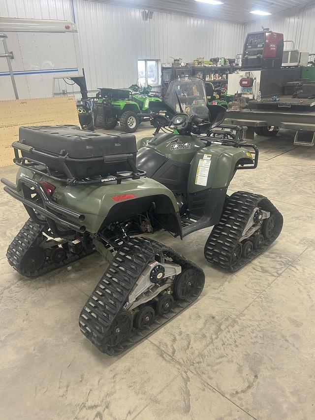 Image of Arctic Cat 700 equipment image 1