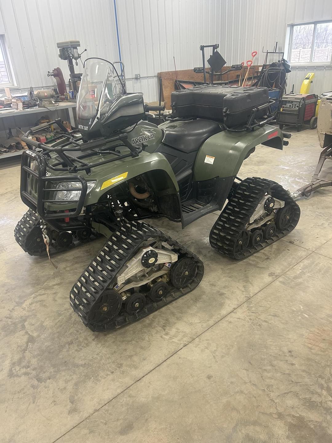 Image of Arctic Cat 700 Primary image