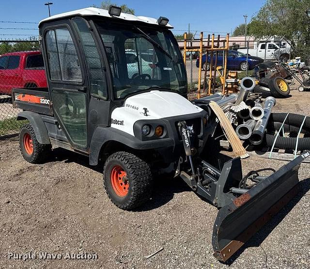 Image of Bobcat 2300 equipment image 2