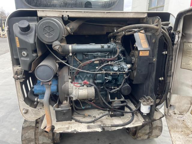 Image of Bobcat 331 equipment image 4