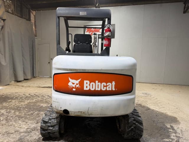 Image of Bobcat 335 equipment image 3