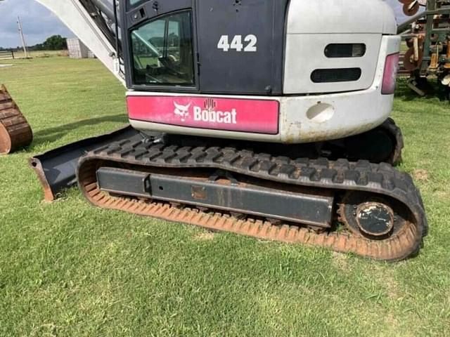 Image of Bobcat 442 equipment image 3