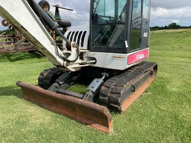Image of Bobcat 442 equipment image 1