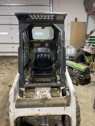 Image of Bobcat 463 equipment image 1