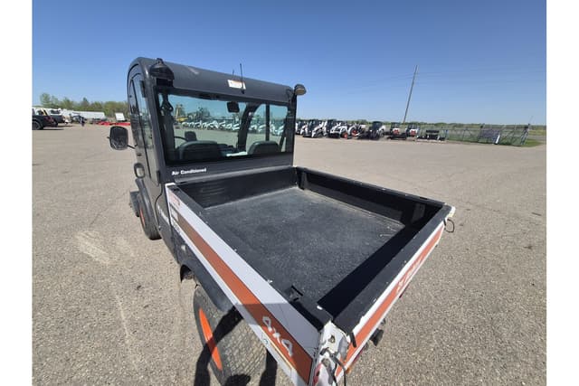 Image of Bobcat Toolcat 5600 equipment image 4