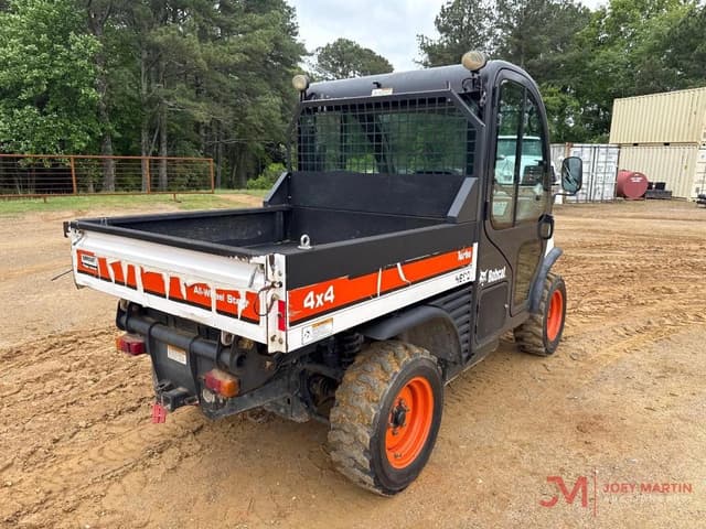 Image of Bobcat Toolcat 5600 equipment image 1
