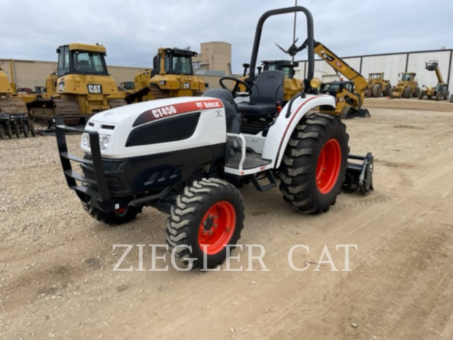 Main image Bobcat CT450