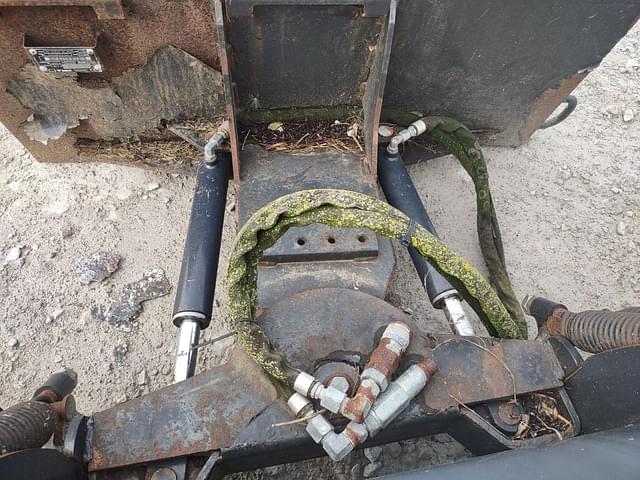 Image of Bobcat 96" Snow Blade equipment image 3