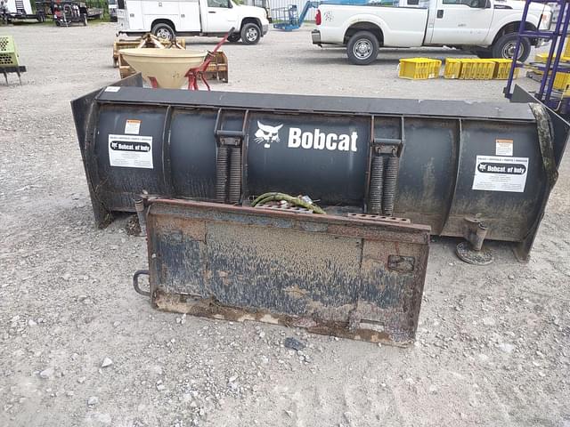 Image of Bobcat 96" Snow Blade equipment image 2