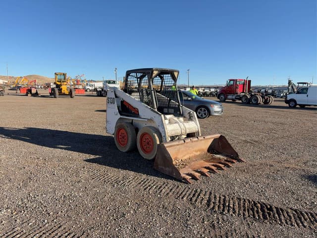 Image of Bobcat S130 equipment image 2