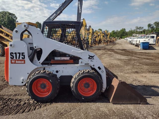 Image of Bobcat S175 equipment image 2