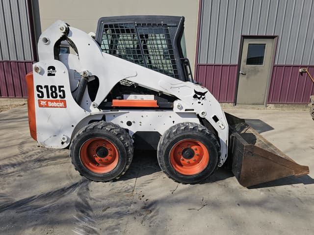 Image of Bobcat S185 equipment image 1