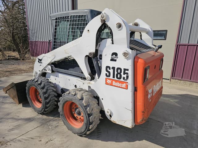 Image of Bobcat S185 equipment image 4