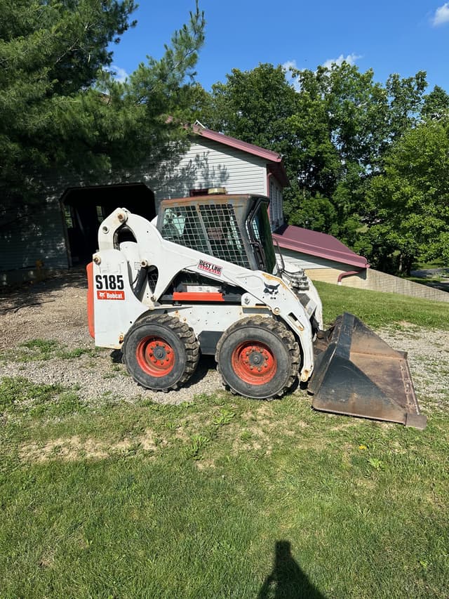 Image of Bobcat S185 equipment image 2