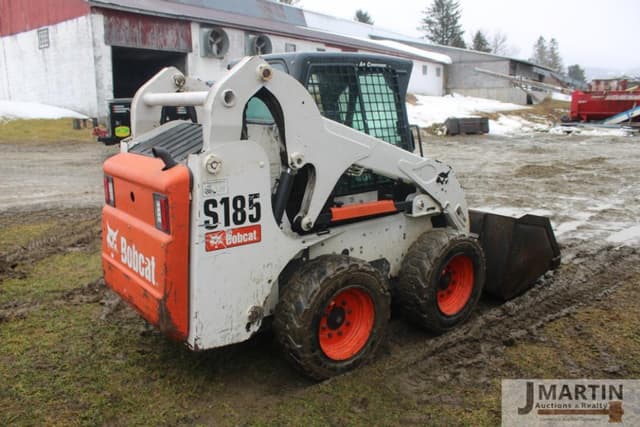Image of Bobcat S185 equipment image 2
