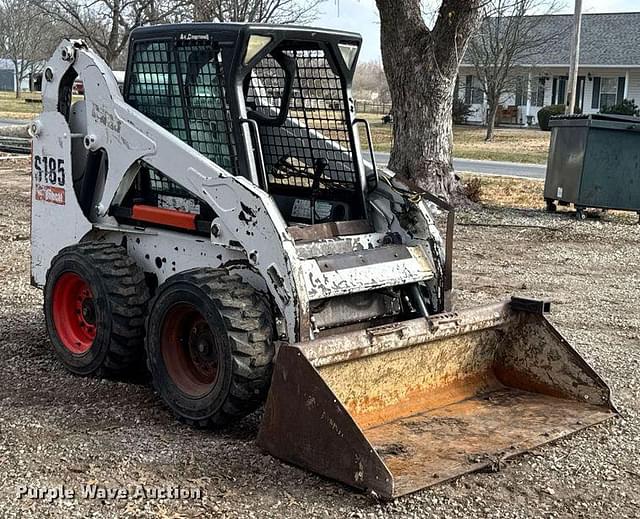 Image of Bobcat S185 equipment image 2