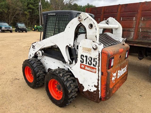 Image of Bobcat S185 equipment image 4