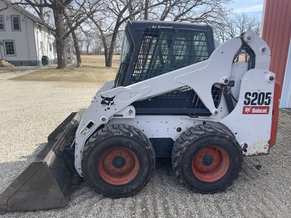 Main image Bobcat S205