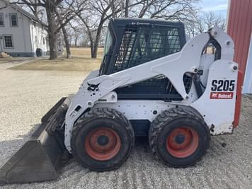 Main image Bobcat S205