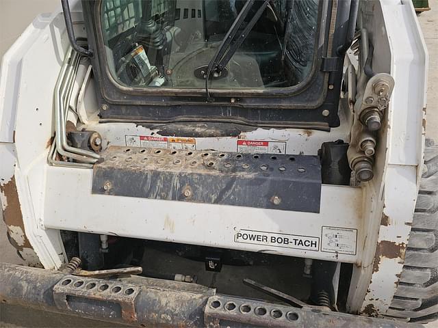 Image of Bobcat S205 equipment image 3